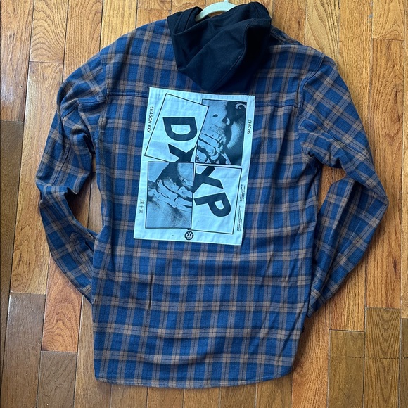 10.Deep Plaid Button-Up Shirt with Hood - Picture 3 of 5